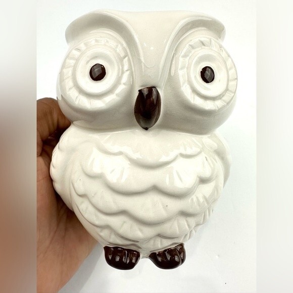 Adorable white and brown ceramic owl - Picture 7 of 12